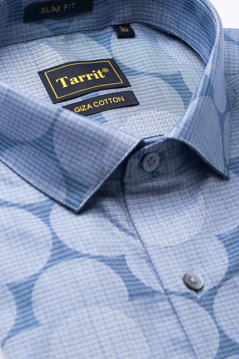 Professional man wearing a high-density premium Giza cotton made to measure shirt.