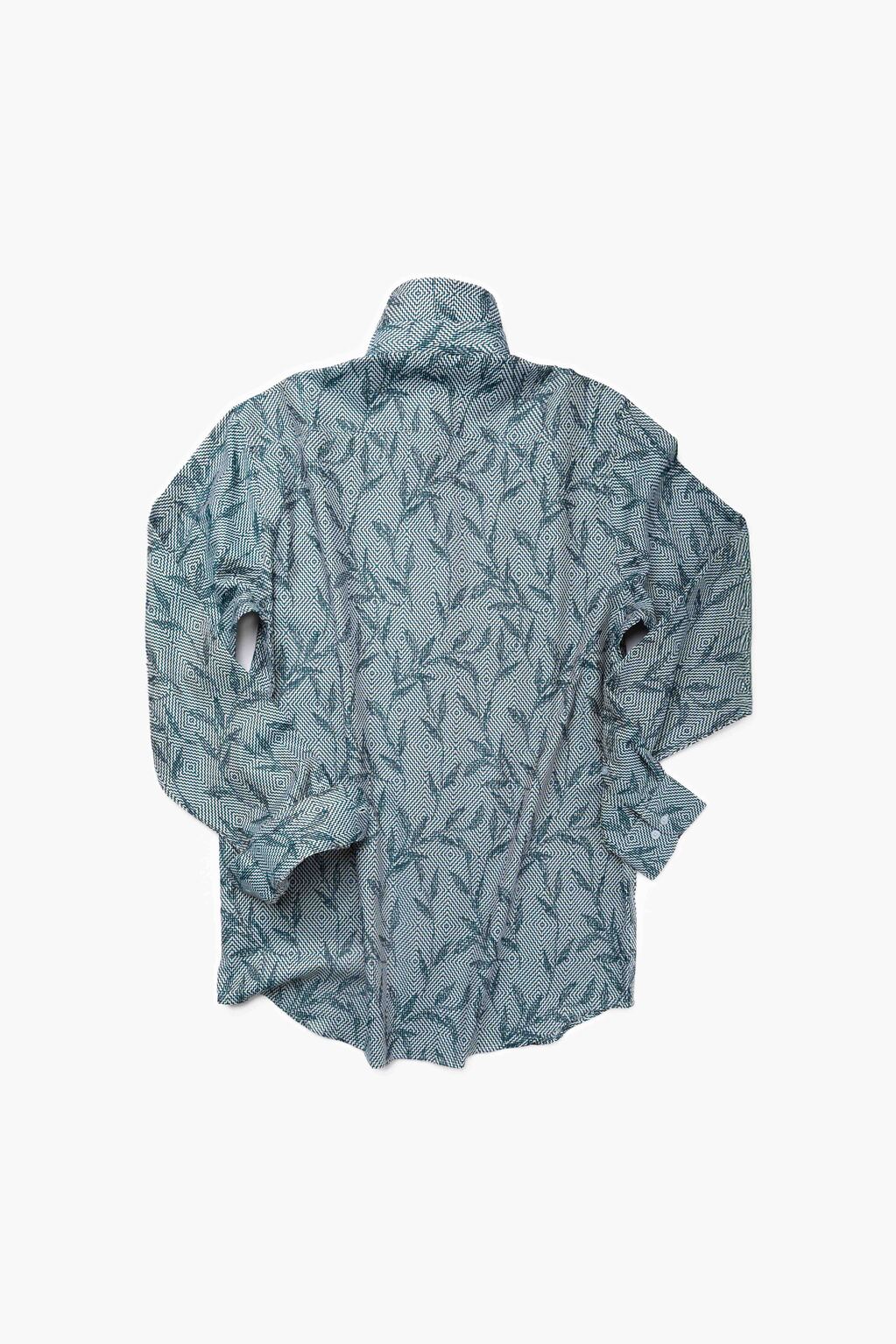 The Distinguished Shirt