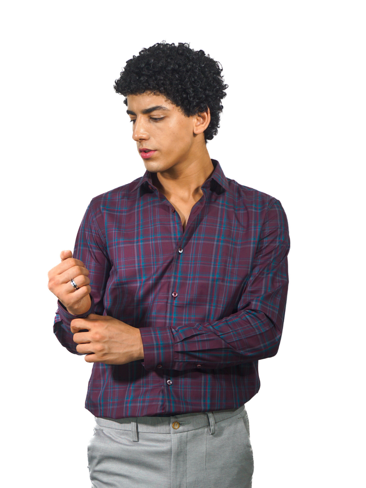 Maroon knitted checked shirt for men 