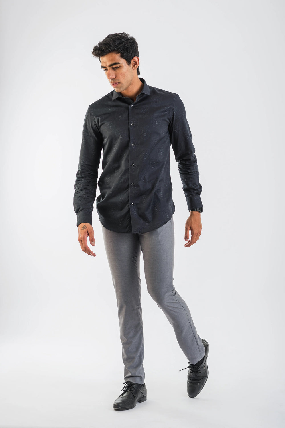 Giza Leo Black Long Sleeve Plain Shirt for Men