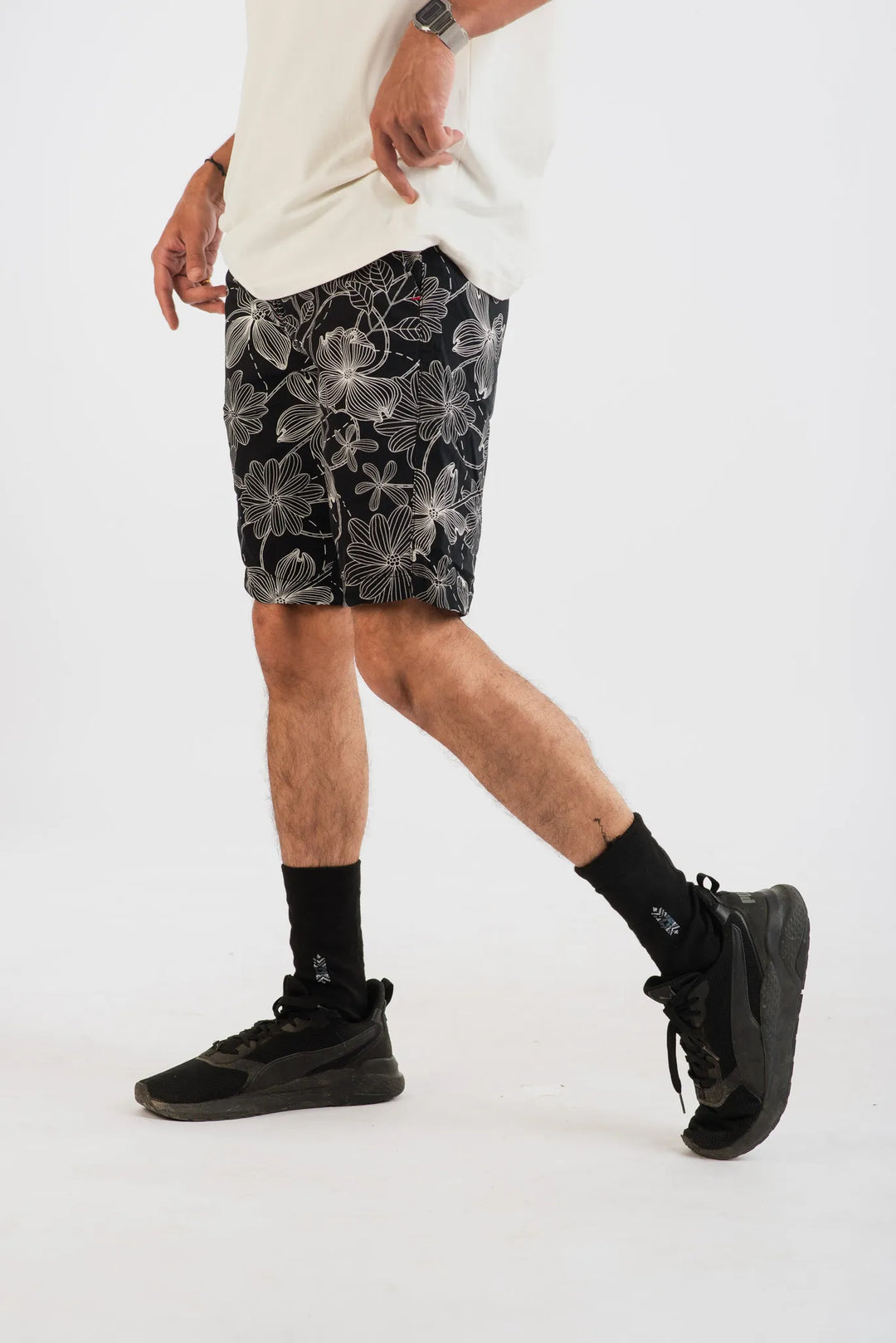 Cotton Black White Floral Printed Woven Shorts for Men