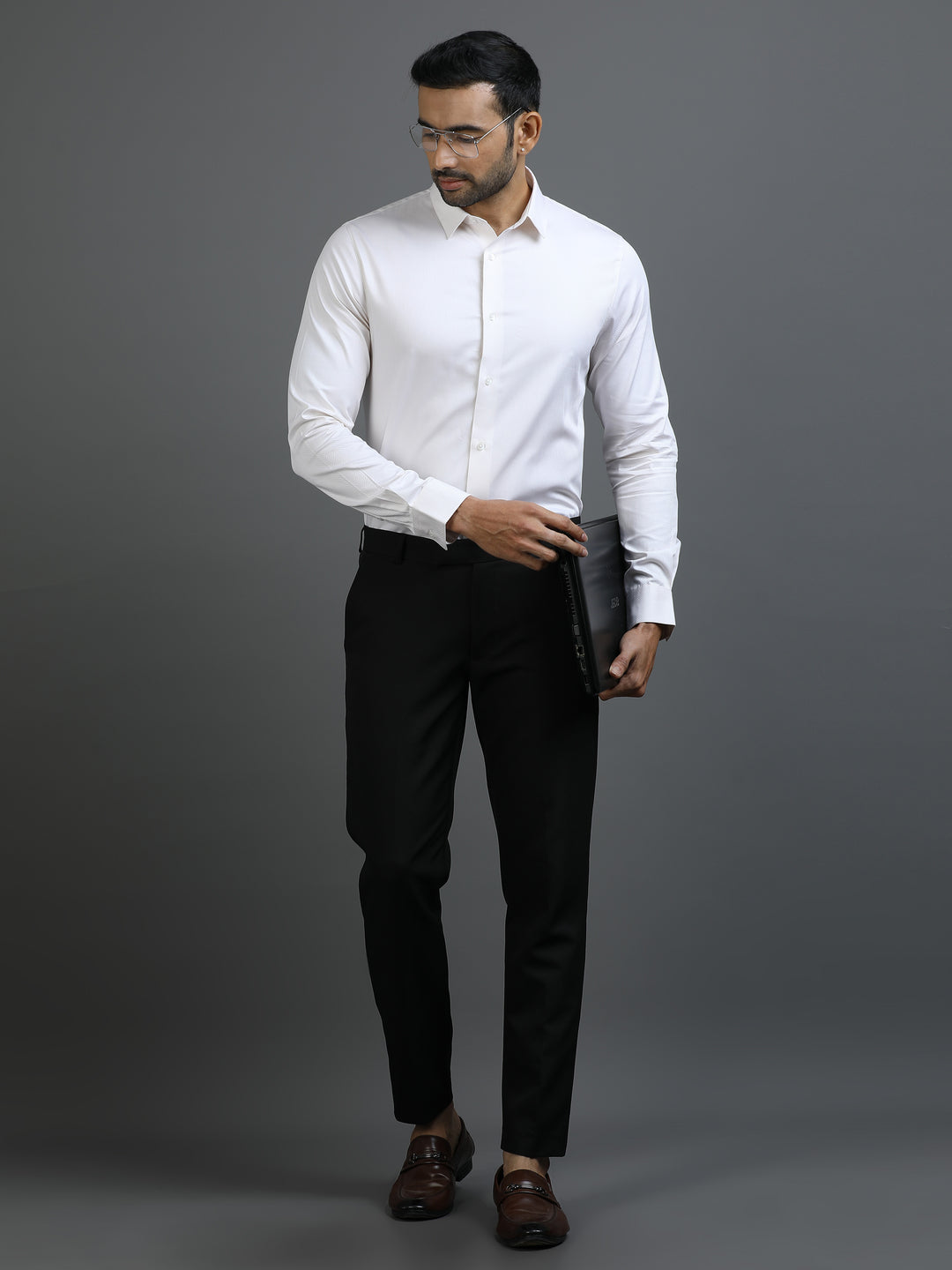 Sandal Geometric Giza Shirt